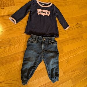 Levi's Navy and Pink Logo Tee And Jeans Ser